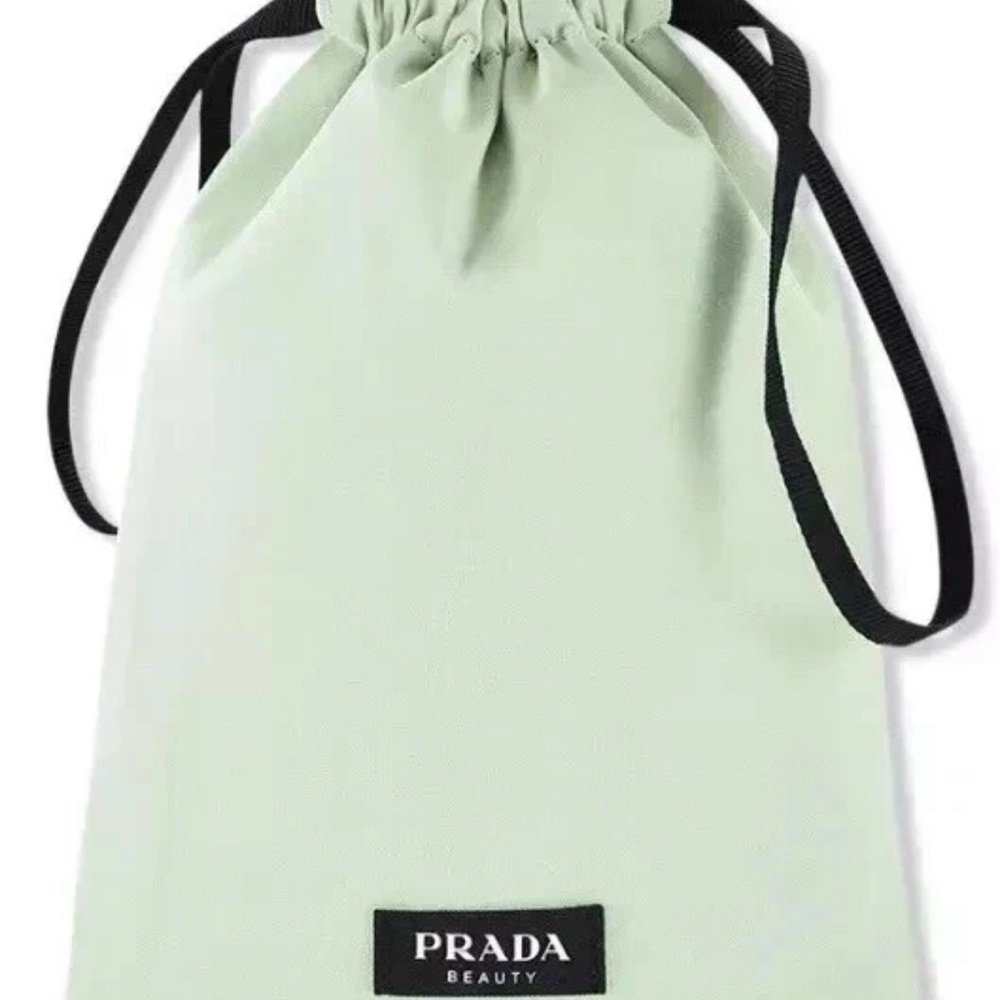 💎🍑 Triple Threat Luxe Buyers Appreciation — LV • Gucci • Chanel 🍑💎 - Picture 10 of 12